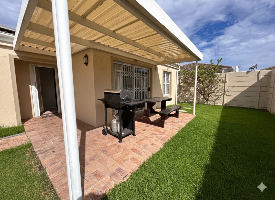 To Let 2 Bedroom Property for Rent in Sunningdale Western Cape